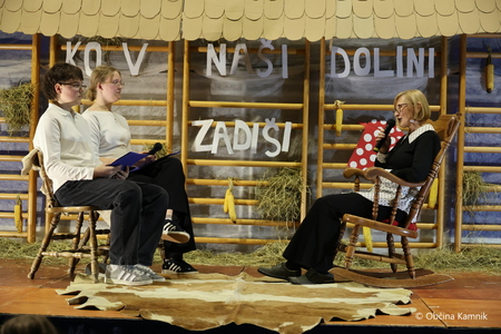 Ko v naši dolini zadiši  (8)